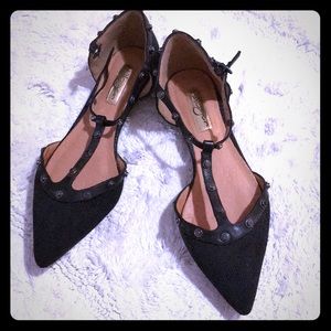 Halogen studded flats